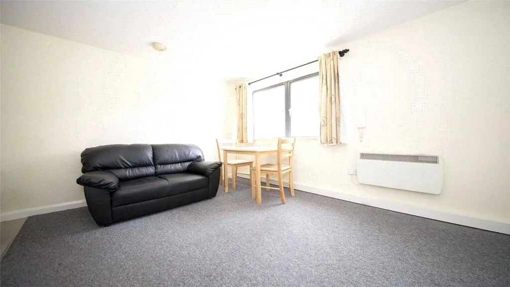 Studio apartment for rent