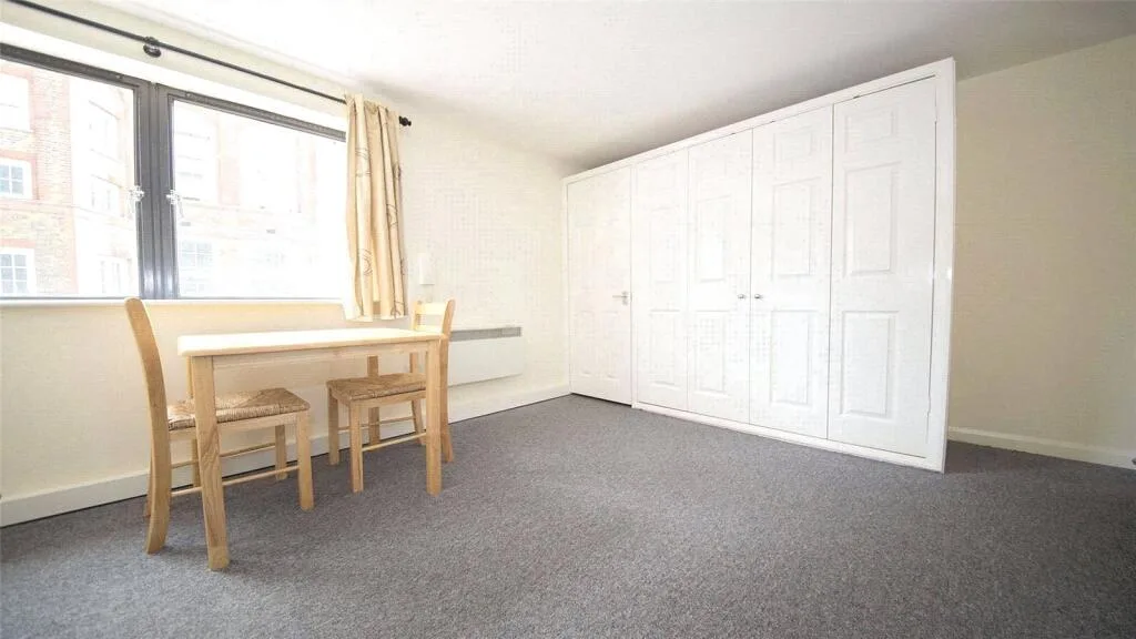 Studio apartment for rent