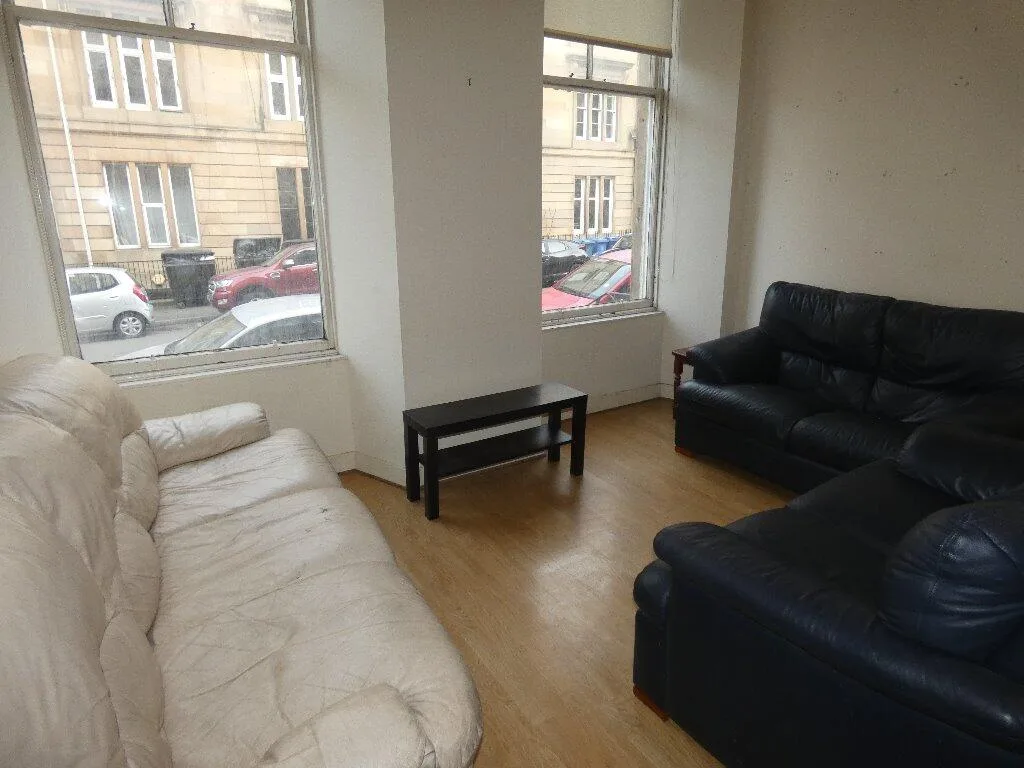 6 bedroom duplex for rent