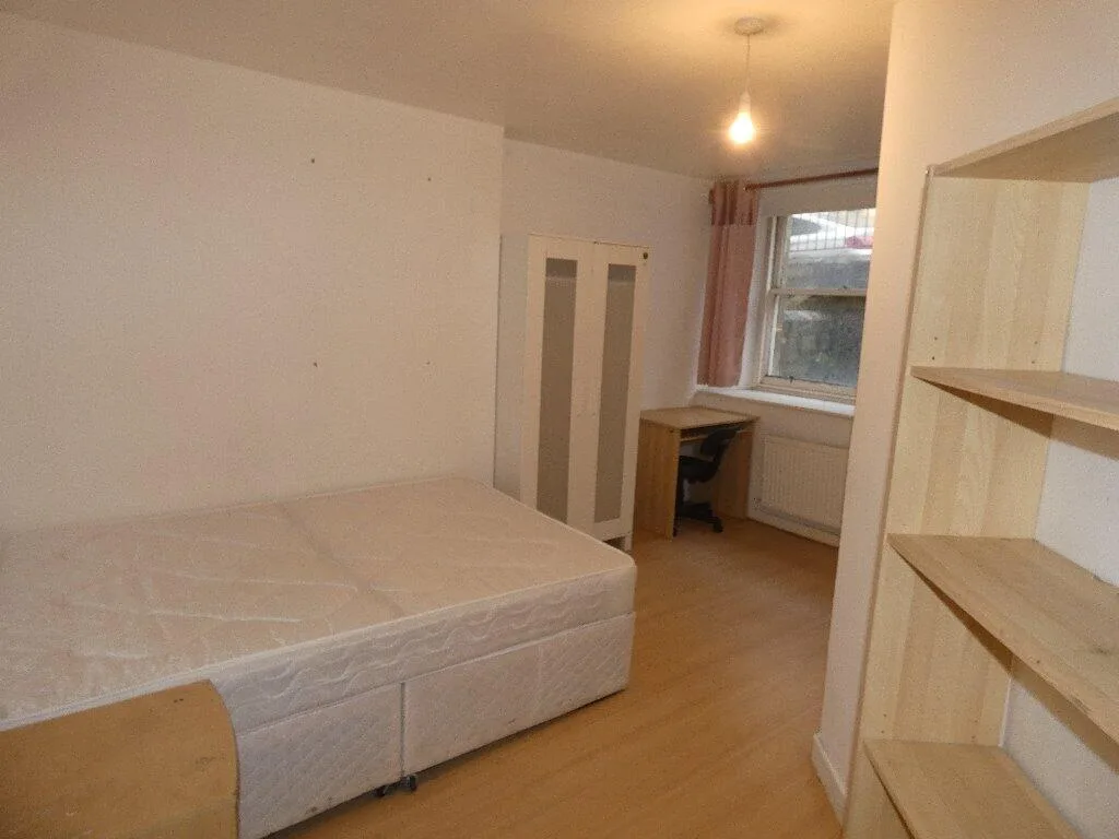 6 bedroom duplex for rent