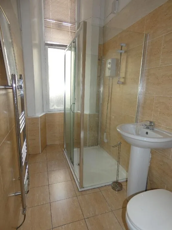 5 bedroom duplex for rent