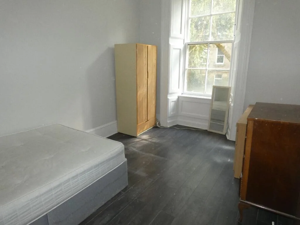 5 bedroom duplex for rent