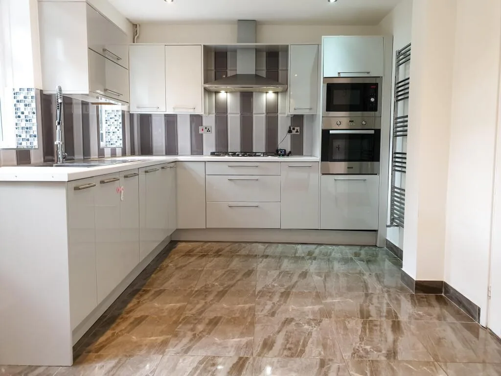 2 bedroom semi-detached house for rent