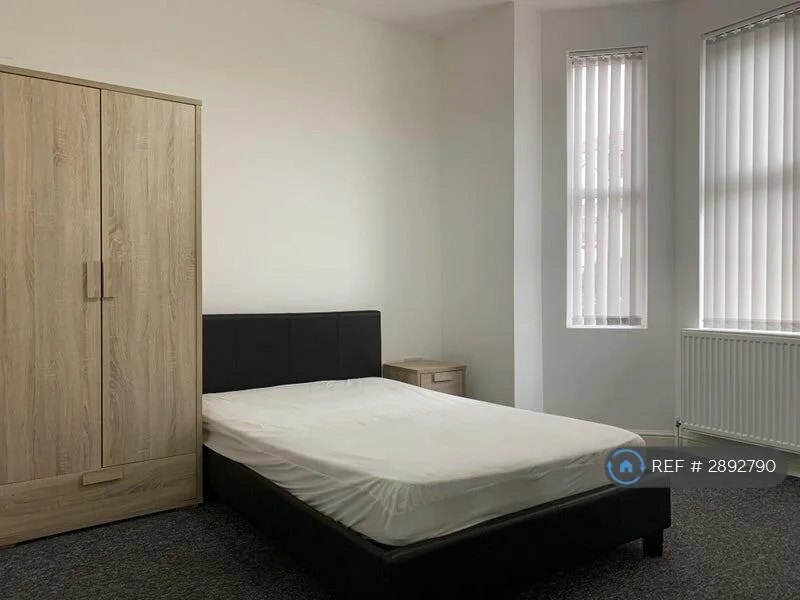 1 bedroom house share for rent