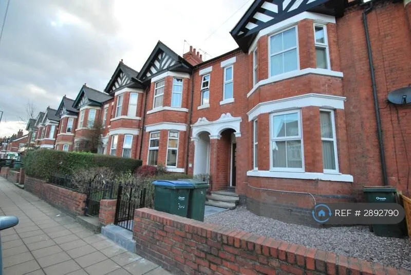1 bedroom house share for rent