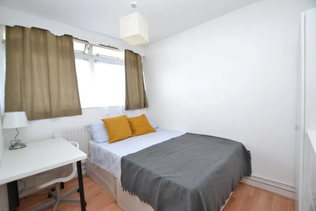 4 bedroom flat for rent