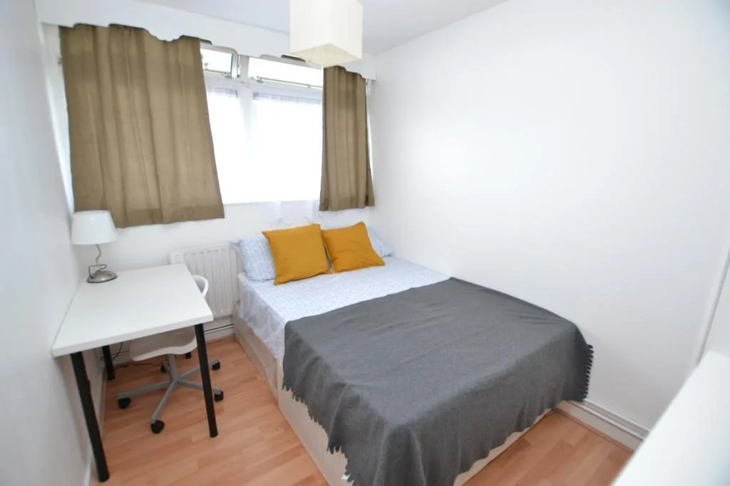 4 bedroom flat for rent