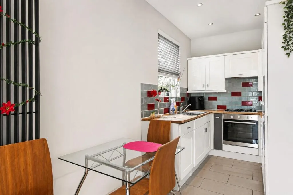 2 bedroom flat for rent